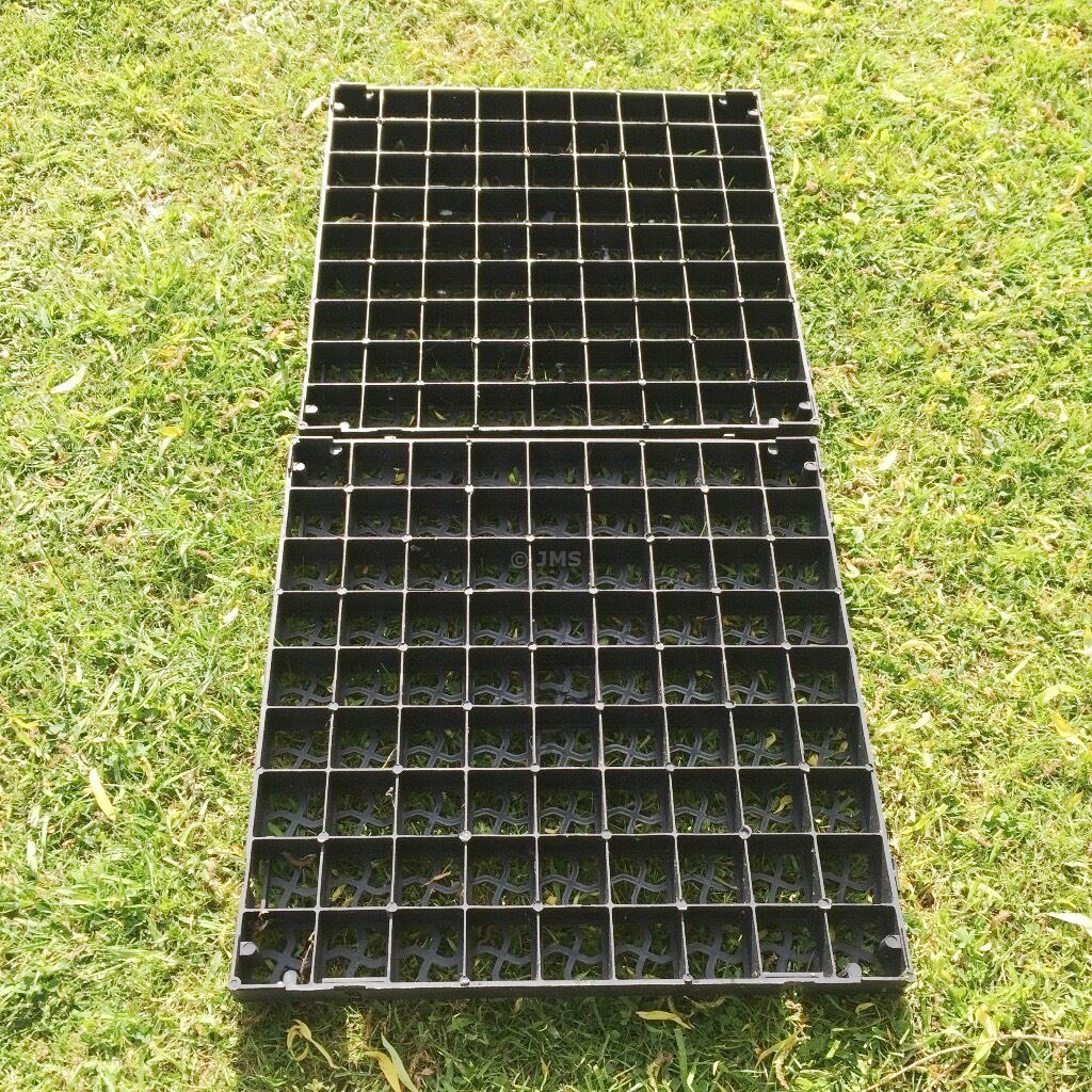 Plastic Grass Grid Pavers - Black